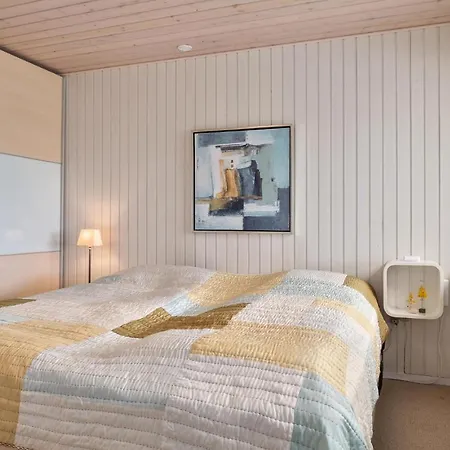 4 Bedroom Amazing In 別荘